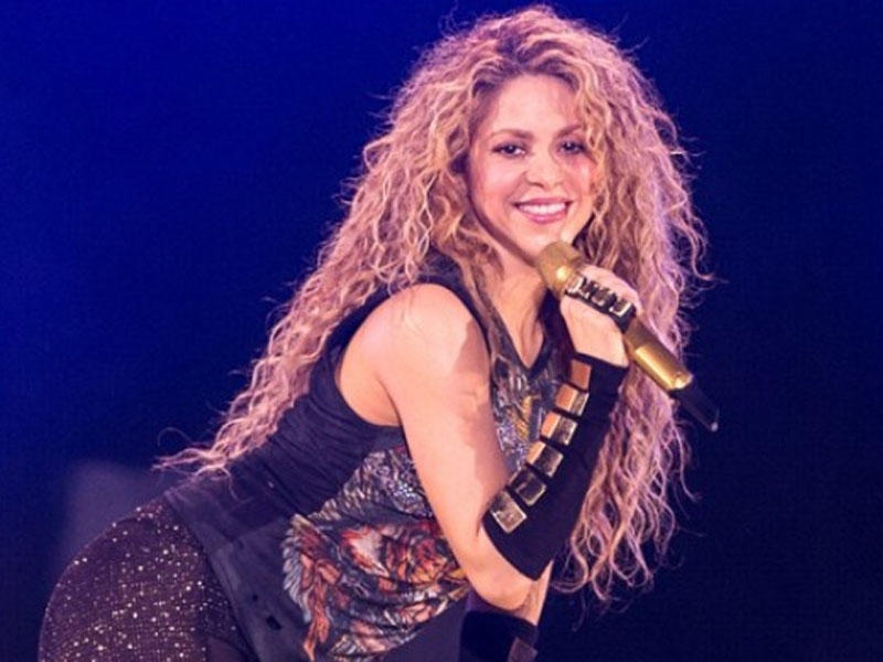 Şakiranın başı dərddədir