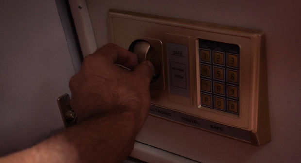 В Баку задержан похититель сейфа с деньгами