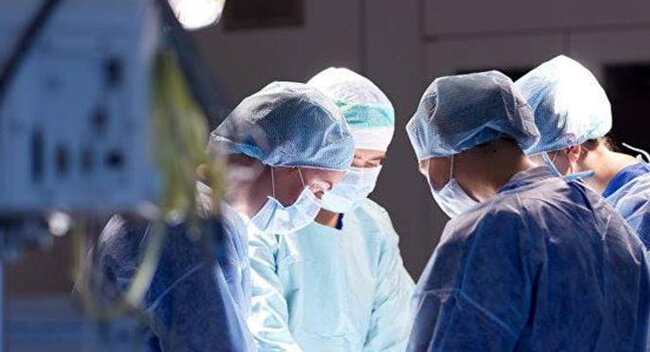 Əməliyyat zamanı xəstənin döş qəfəsində yanğın çıxdı - Cərrahlar alovu sondürüblər