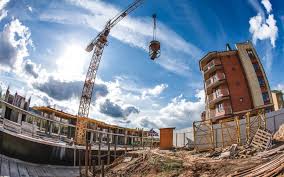 Masazırda 23 yaşlı fəhlə hündürmərtəbəli binadan yıxılıb