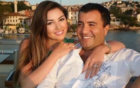 3-cü dəfə ana olan Safuranın körpəsi ilə FOTOSU