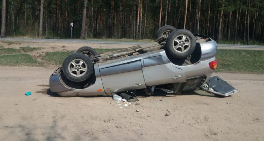 В Кюрдемире перевернулся автомобиль