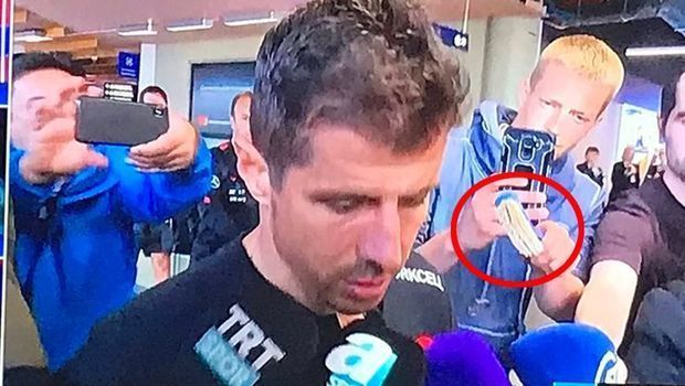 В Исландии проявили неуважение к турецким футболистам - ВИДЕО