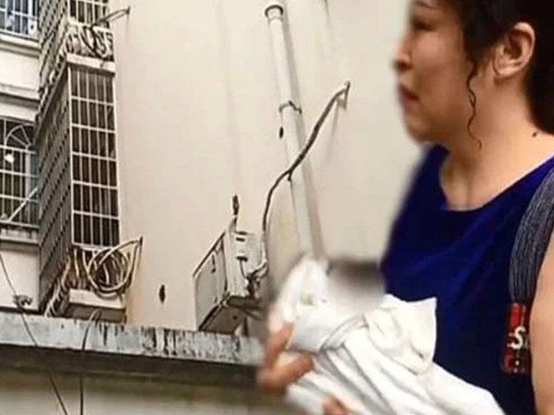 Ana yeni doğulan körpəni 3-cü mərtəbədən atdı - FOTO