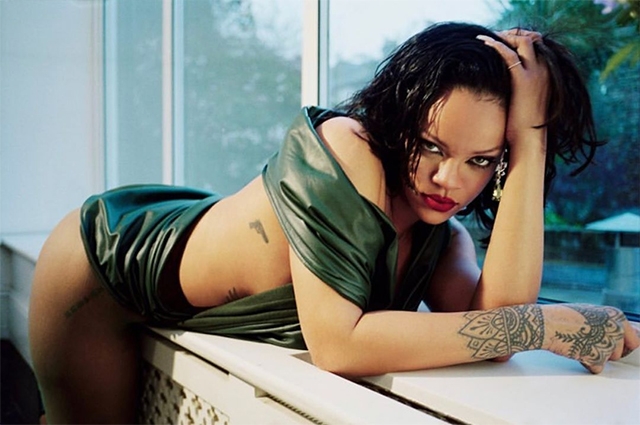 Rihannadan cazibədar fotosessiya