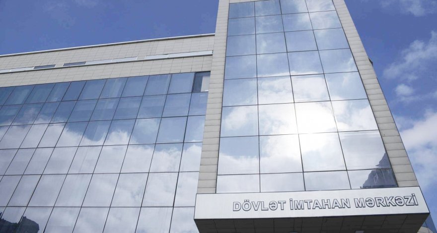 В Азербайджане началась регистрация выпускников колледжей, желающих поступить в вузы