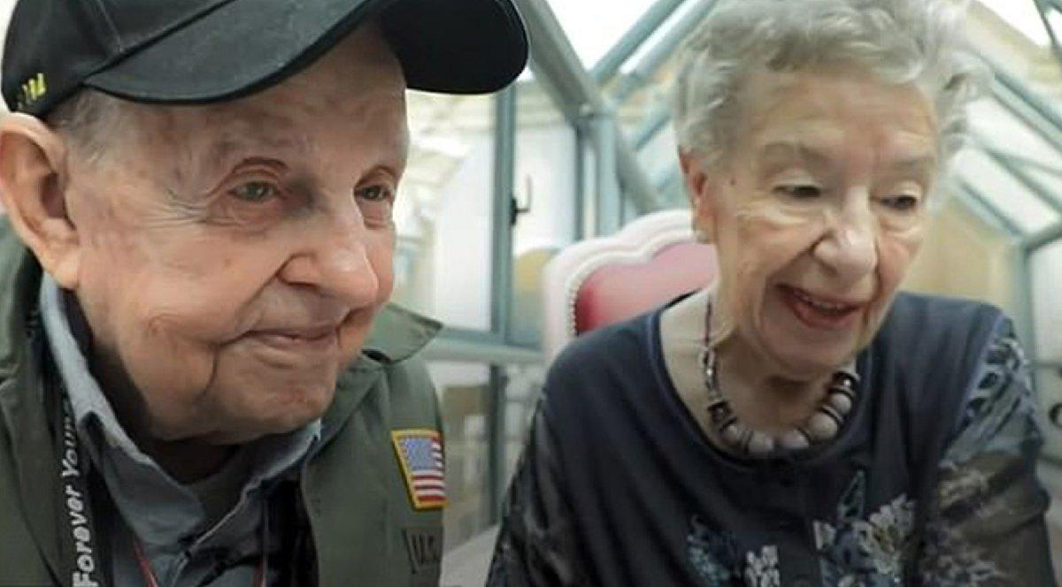 Göz yaşları sel oldu - İkinci dünya müharibəsində aşiq olan cütlük 75 il sonra görüşdü - FOTO