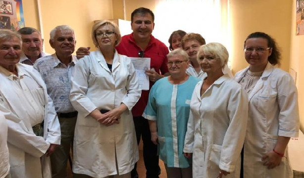 Saakaşvili Ukrayna ordusunda həbi xidmətə hazırlaşır