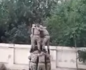 Hamı Salyandakı bu 