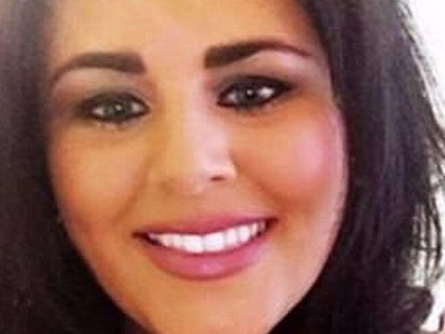 Özünü pullu kişi kimi tanıdıb, onlarla qadını soyundurdu - FOTOLAR