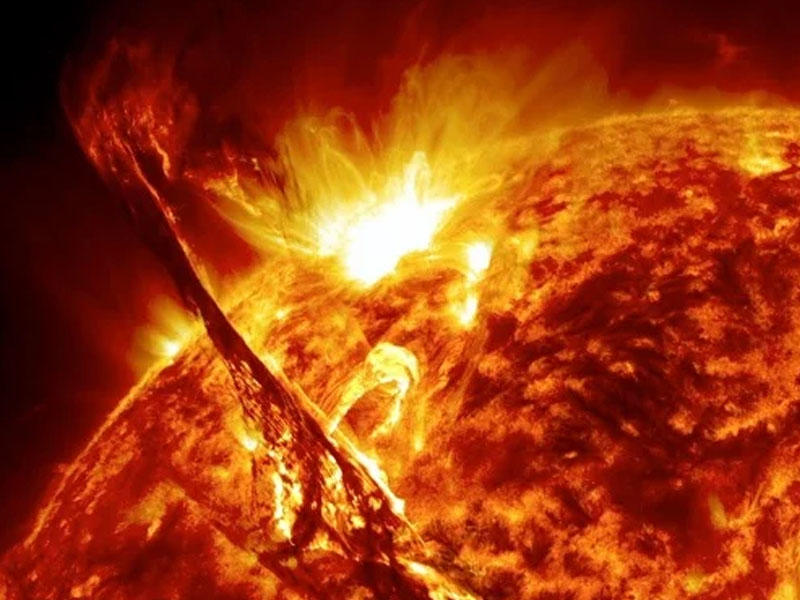 Alimlərdən qorxunc xəbərdarlıq - Bəşəriyyəti Günəş tezliklə məhv edəcək