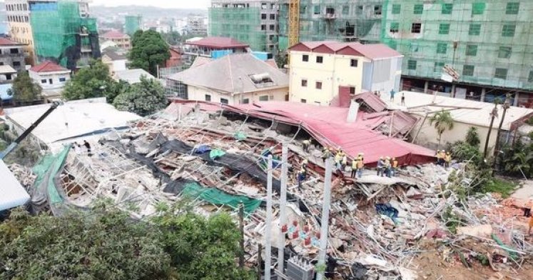 В Камбодже рухнуло строящееся здание, есть жертвы - ФОТО