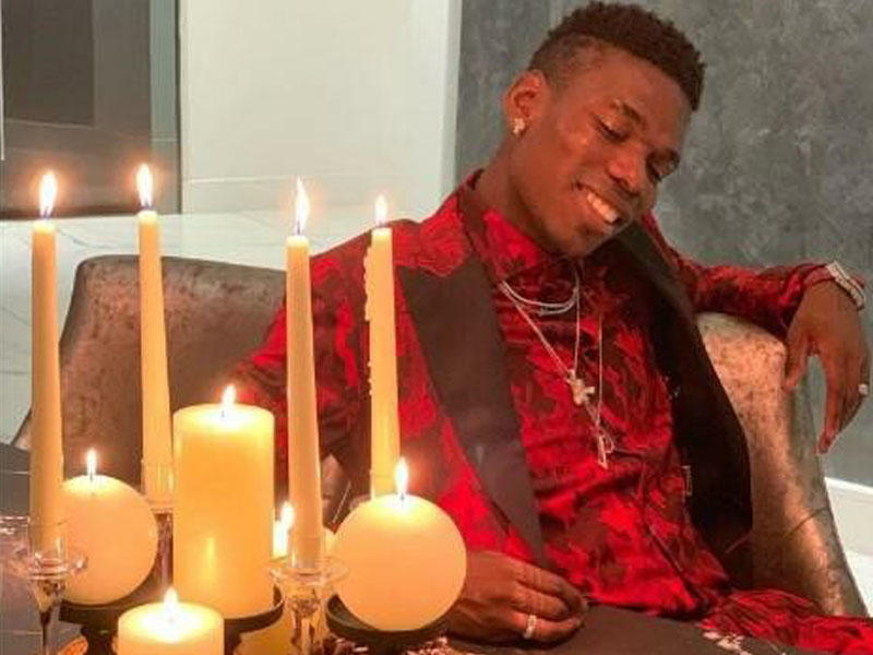 Ulduz futbolçunun göz qamaşdıran həyatı - FOTO