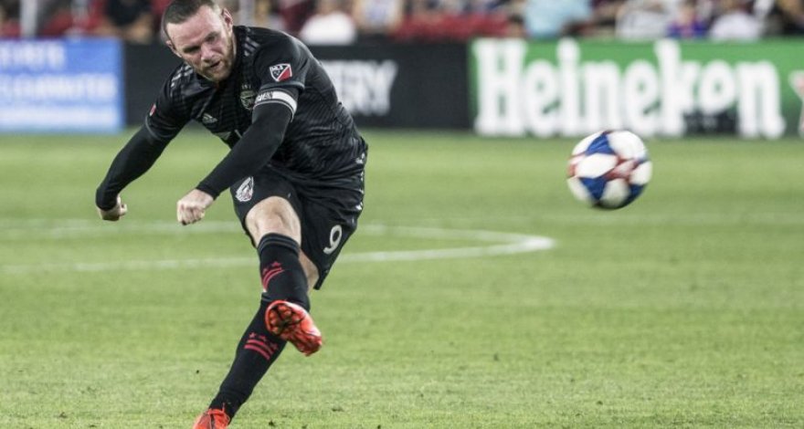 Руни забил невероятный гол в матче MLS - ВИДЕО