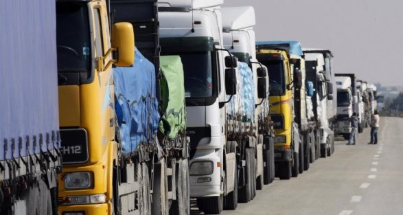 Россия закрыла таможенную границу с Азербайджаном