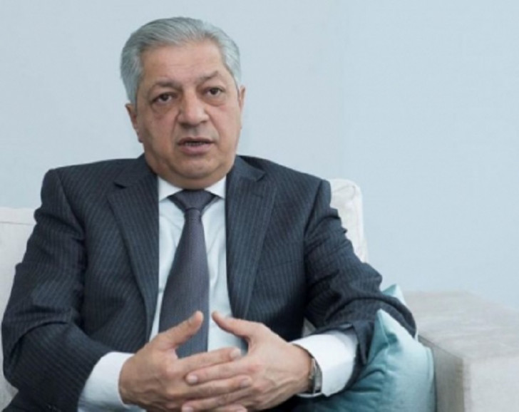 Cavanşir Feyziyevin qarşısına şərt qoyuldu: Ya mandat, ya da...