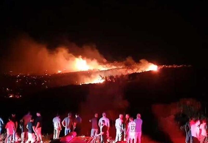 Beşbarmaq dağlarına raket düşdü – Yanğın