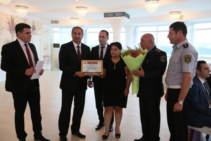 Polis günündə onlara mükafat verildi – 27 polis və 12 sürücü – FOTO-VİDEO