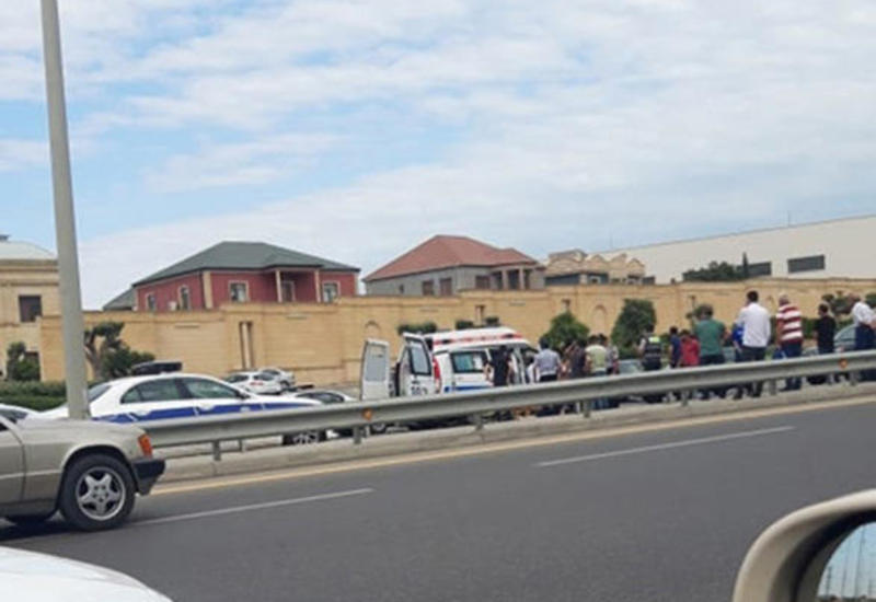 Çimərliyə gedən qadını Aeroport yolunda avtomobil vurdu - FOTO