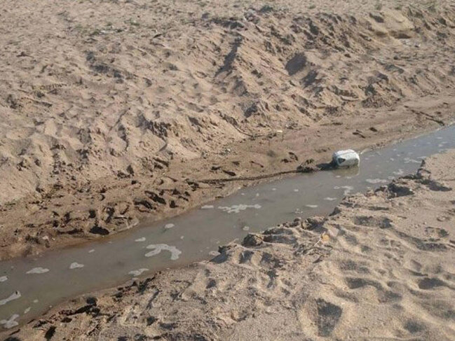 Bakıda kanalizasiya birbaşa çimərliyə axıdılır - FOTO