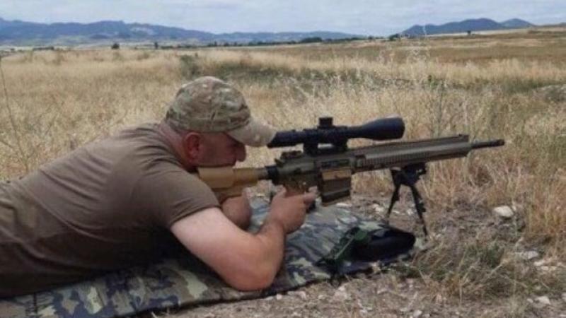 Ermənilər Qarabağda oyuncaq silahlarla 