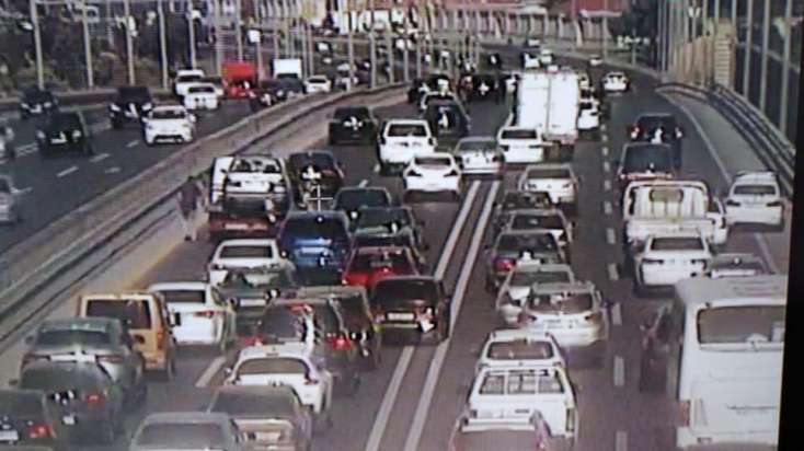 Ramana körpüsündə qəza -Tıxac yarandı - SON DƏQİQƏ + FOTO