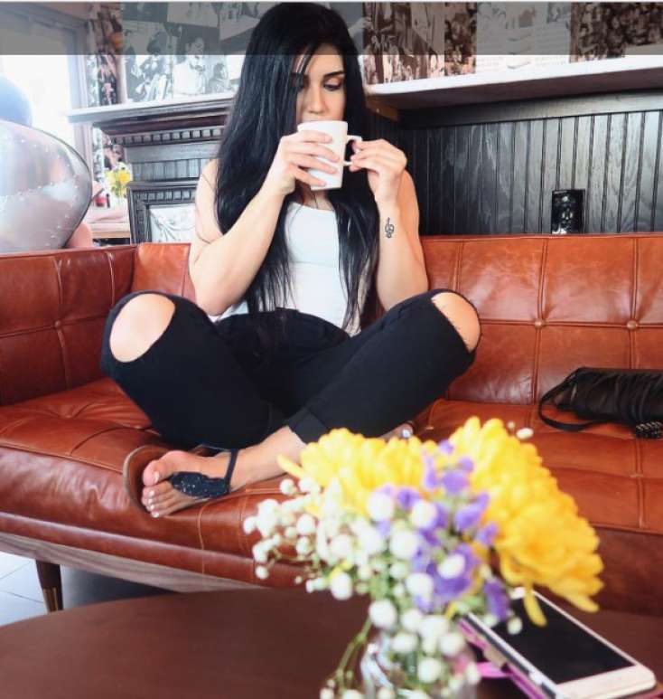 Almaniyada polis işləyən azərbaycanlı qızın fotoları rekord qırır - FOTOLAR