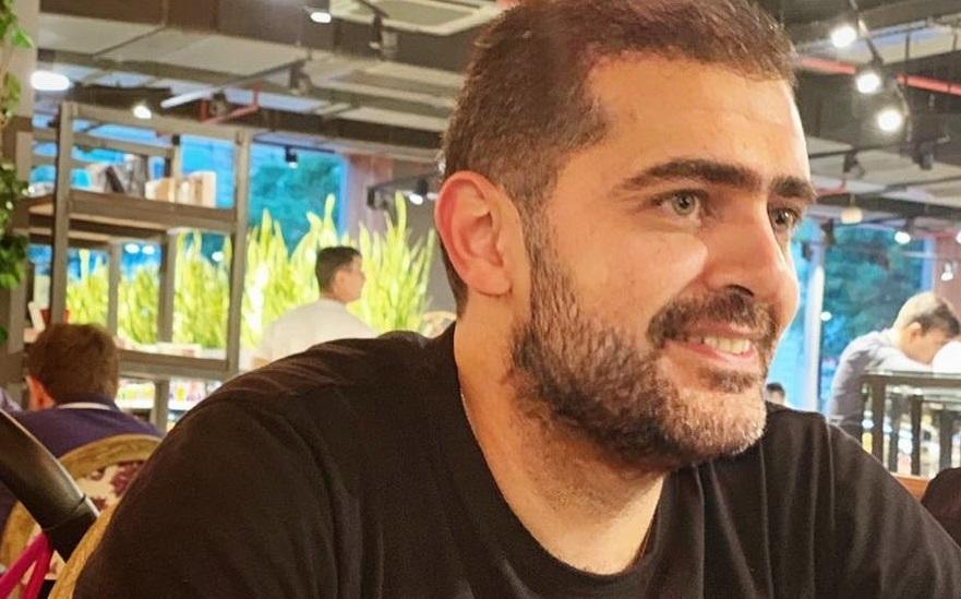 Tunar oğluna hədiyyə bantı vurdu - 