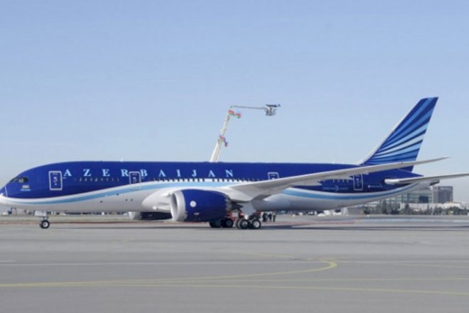 AZAL-ın təyyarəsində məşhur aktrisanın pulunu oğurladılar