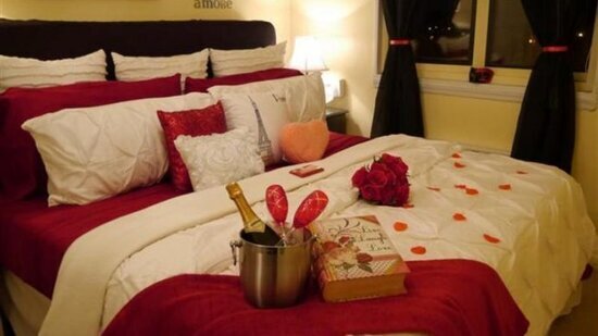 57 yaşlı qadın tanış olduğu gənc oğlanı bir gecəlik evinə çağırdı... - Sonrası HAMINI ŞOK EDƏCƏK