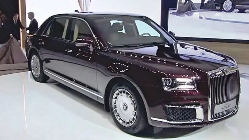 Putinin kortejindəki sedanın qiyməti açıqlandı