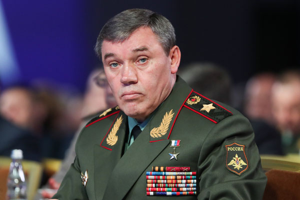 Rus general təcili görüş üçün Azərbaycana gəldi