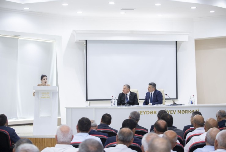 Sabirabadda “Pambıqçılıqda 2019-cu ildə qarşıda duran vəzifələr” mövzusunda respublika müşavirəsi keçirilib
