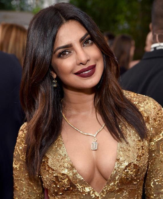 Priyanka Çopra çimərik geyimində — FOTO PAYLAŞDI