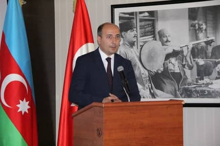 “FETÖ-nün çevriliş cəhdinə ilk rəsmi reaksiya Azərbaycandan verildi” – Bəhruz Həsənov