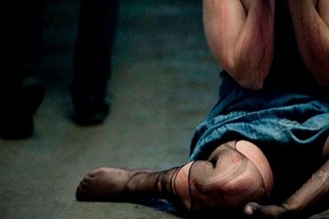 Azərbaycanda inanılmaz hadisə - Evə gəlib qayınanasını zorladı