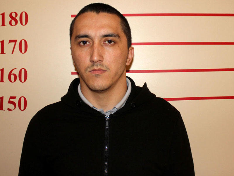 Azərbaycanda 8 maddə ilə axtarışda olan şəxs Qazaxıstanda ələ keçdi - FOTO