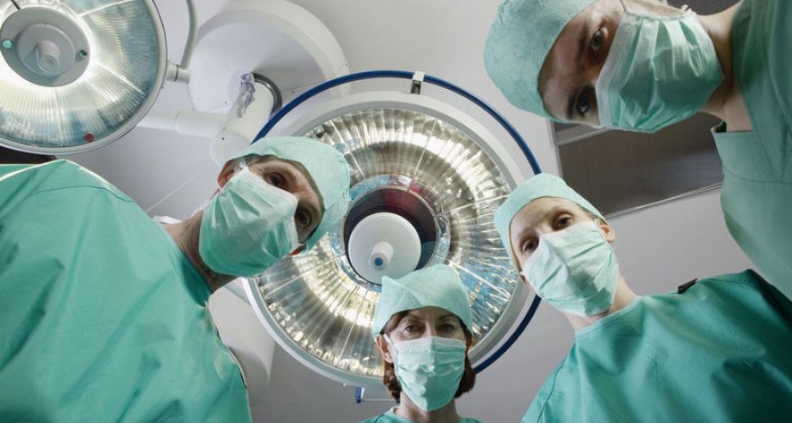 Родственники подарили девушке пластическую операцию и погубили ее