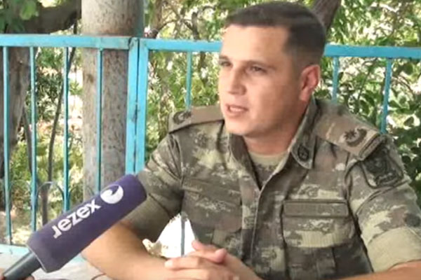 Aprel döyüşlərində oğluna “sən arxada niyə gizlənirsən?” deyən ata danışdı (VİDEO)