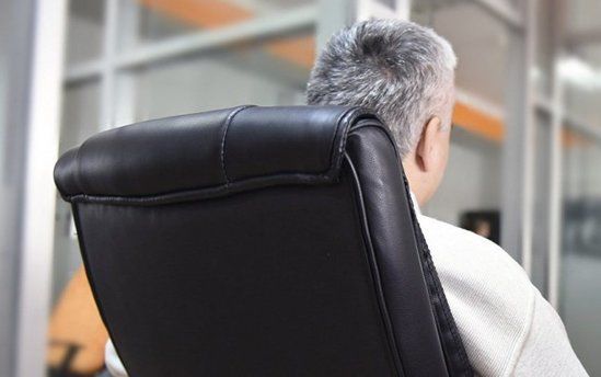 Azərbaycanda vəzifəli şəxs iş başında dünyasını dəyişdi