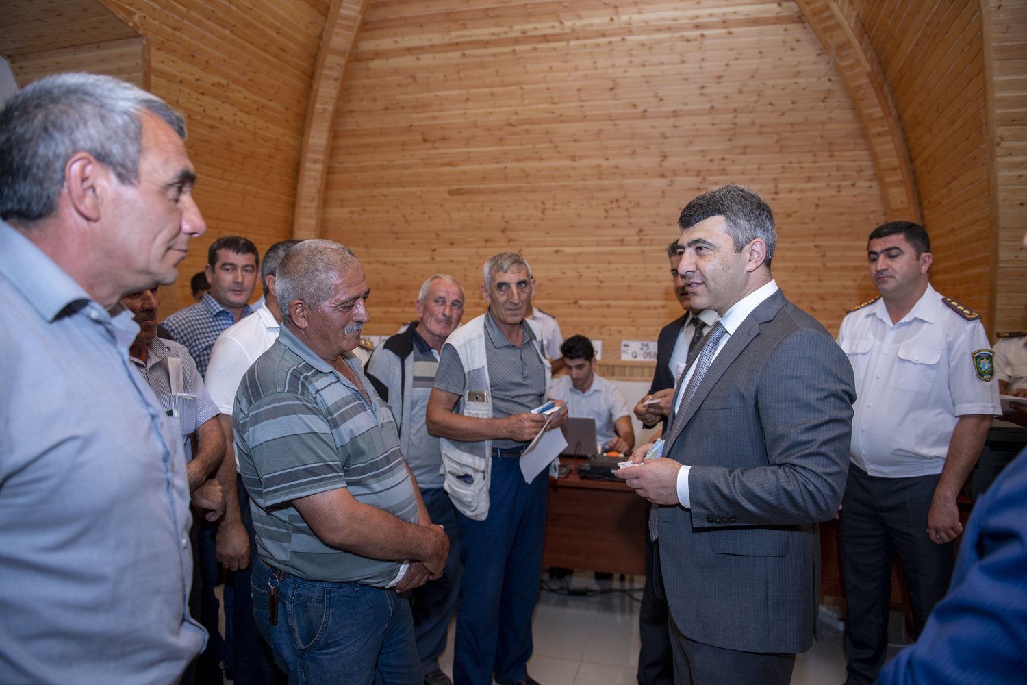 Nazir İnam Kərimov Gədəbəydə vətəndaşları qəbul edib