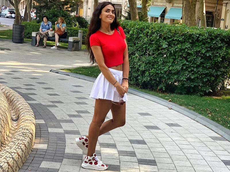 Pərvin Abıyeva sevgilisi ilə - FOTO