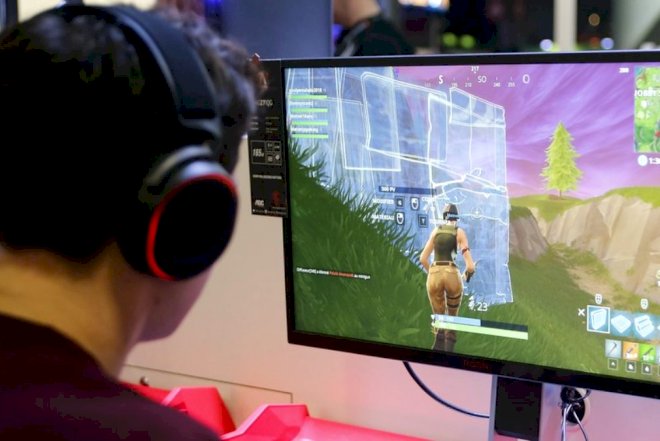 Komputer oyununda qalib gəldi, 3 milyon dollar qazandı