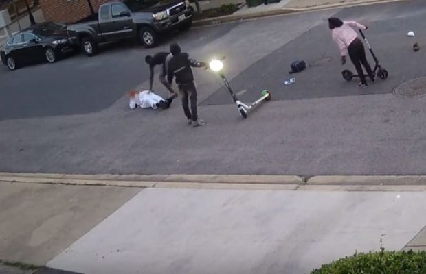 ABŞ-da vəhşilik: müsəlman olduğu üçün döyüb öldürdülər - VİDEO