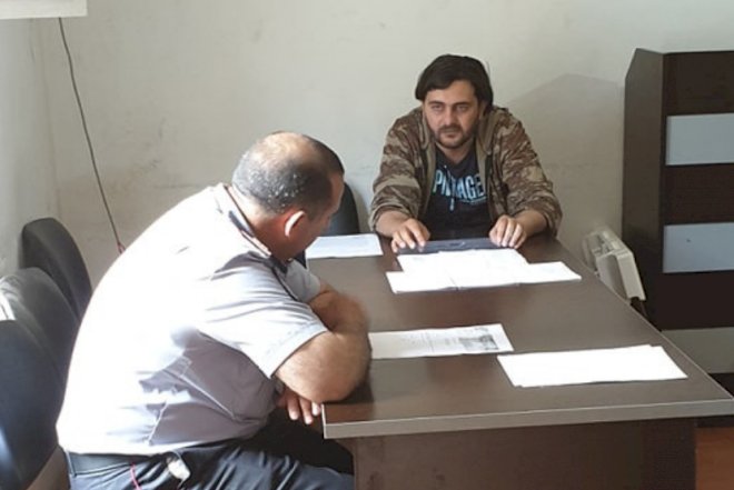 General jurnalisti cərimələtdi: 200 manat