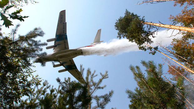 Военная авиация пришла на помощь МЧС в тушении сибирской тайги