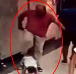 Ata alış-veriş mərkəzində 2 yaşlı uşağını TƏPİKLƏDİ - ŞOK KADRLAR - VİDEO