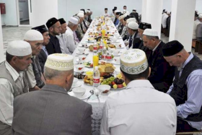 Oğlunun toyu üçün şadlıq evinə gəldi, yas mərasimi gördü – Bakıda şok