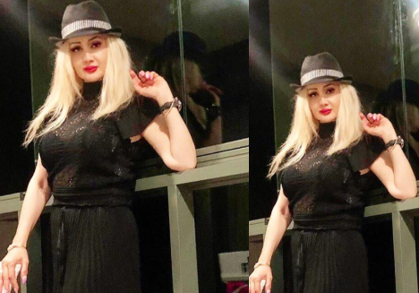 Məleykə Əsədova transparan geyimdə - Alt paltarı göründü - FOTO