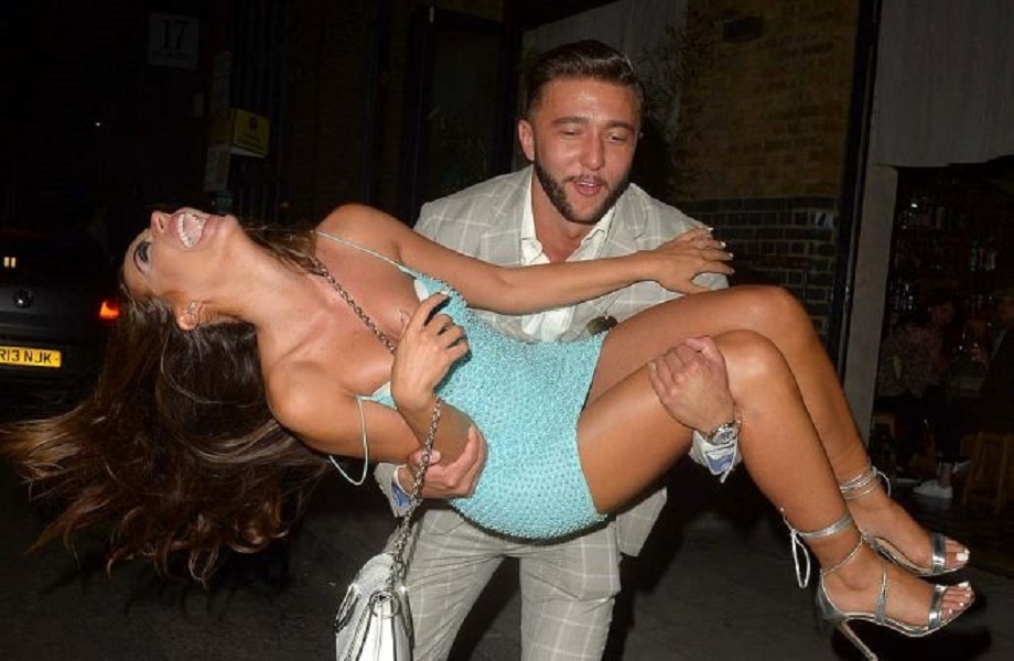 Məşhur verilişin qadın ulduzundan biabırçılıq – FOTO